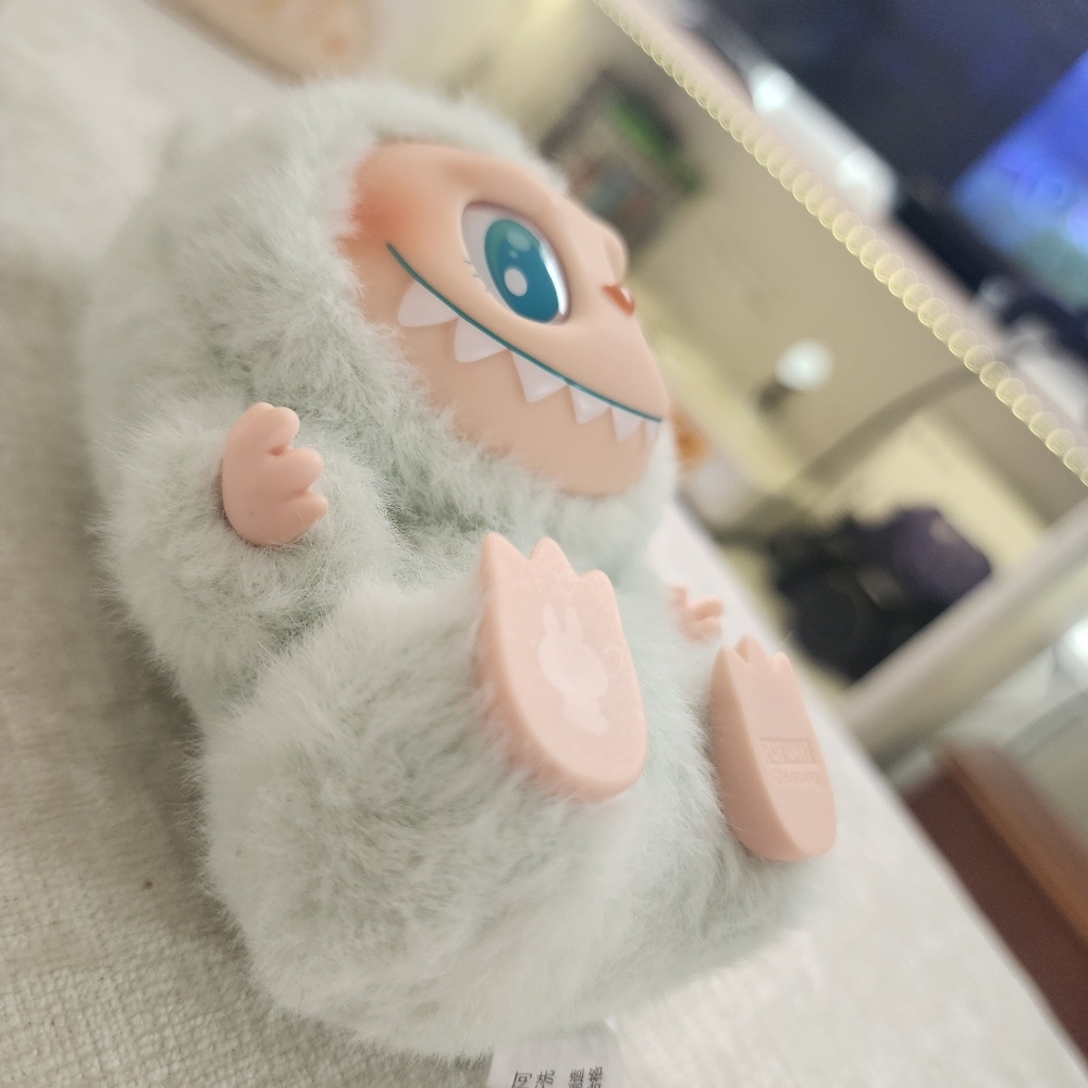 Authentic Labubu - Picture 7 of 7